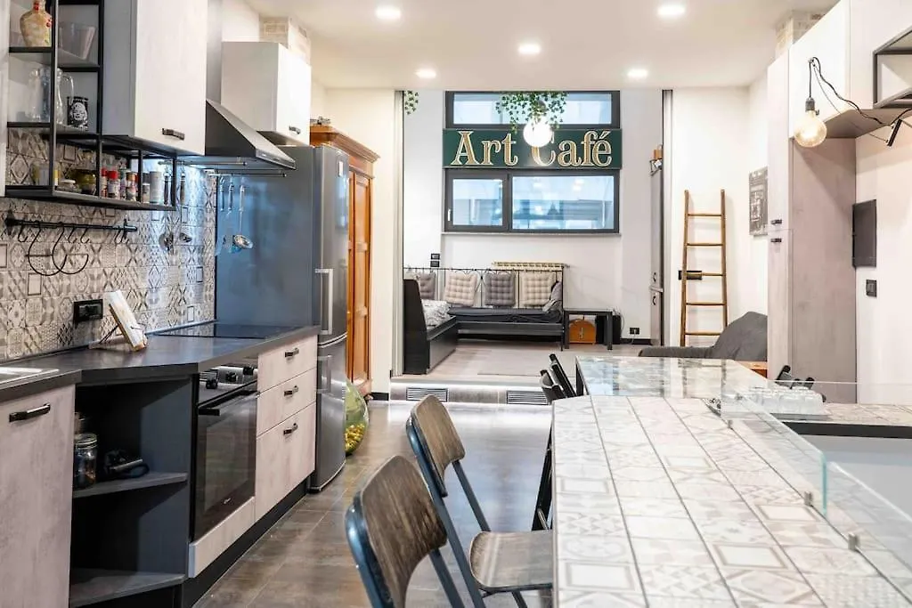 Art Cafe Tulipani Apartment Milan